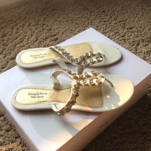 VERA WANG Sandals